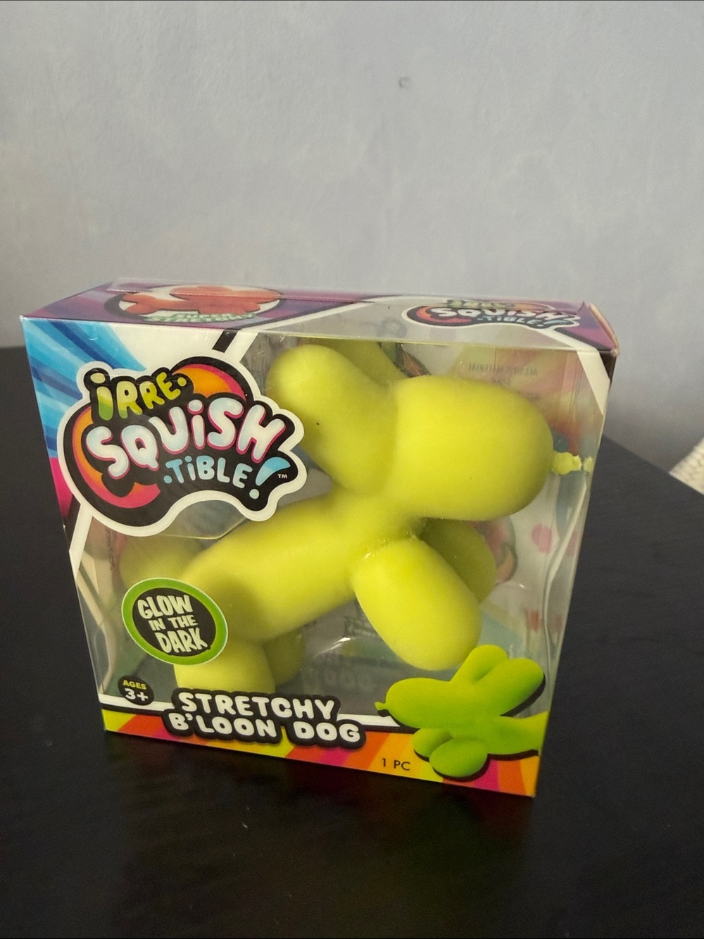 Ja-Ru irre-SQUISH-tible Stretchy Balloon Dog- GLOW IN THE DARK GREEN (NIB)